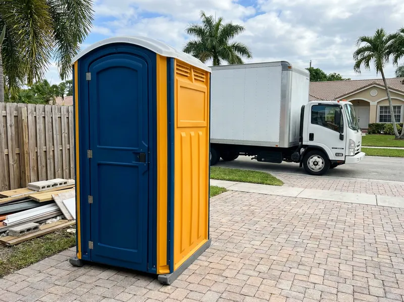 Standard Construction Portable Toilet in Sarasota, FL